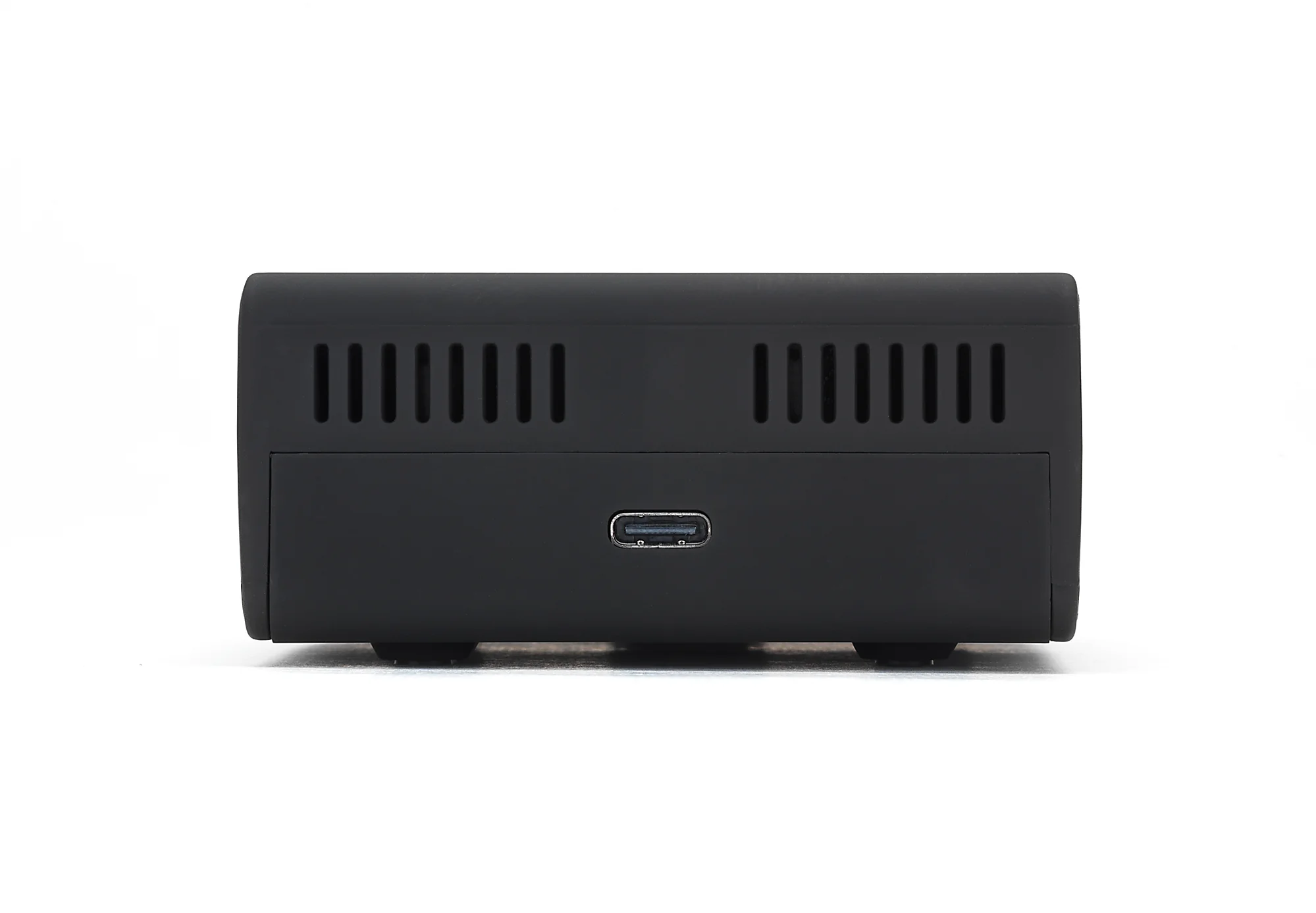 XTAR ST2 4.1A Fast Two Channel Battery Charger - Power Up in Record Time - Image 2